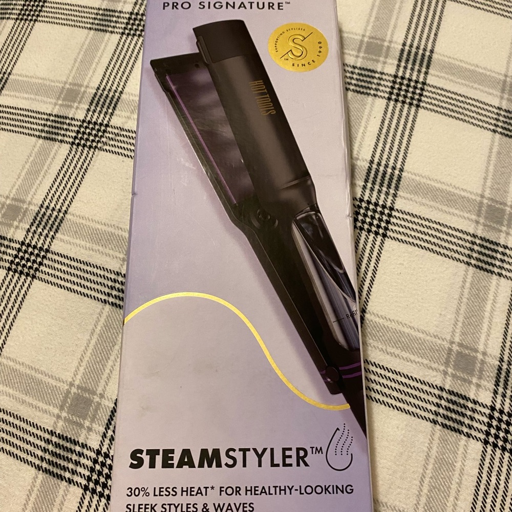 Hot tools pro signature Steam Styler